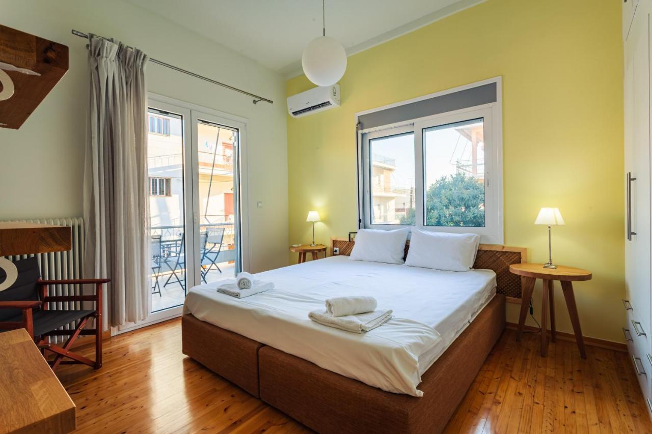 Upscale Modern Escape In The Historic Center Apartment Kalamata Ngoại thất bức ảnh
